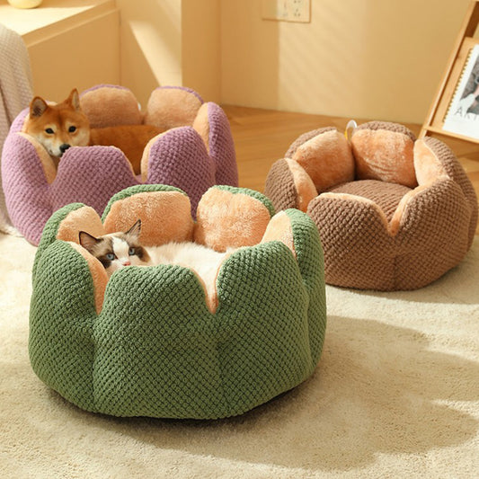 Fully Enclosed Nesting Bed - Cosy Plush Cat Cave Bed
