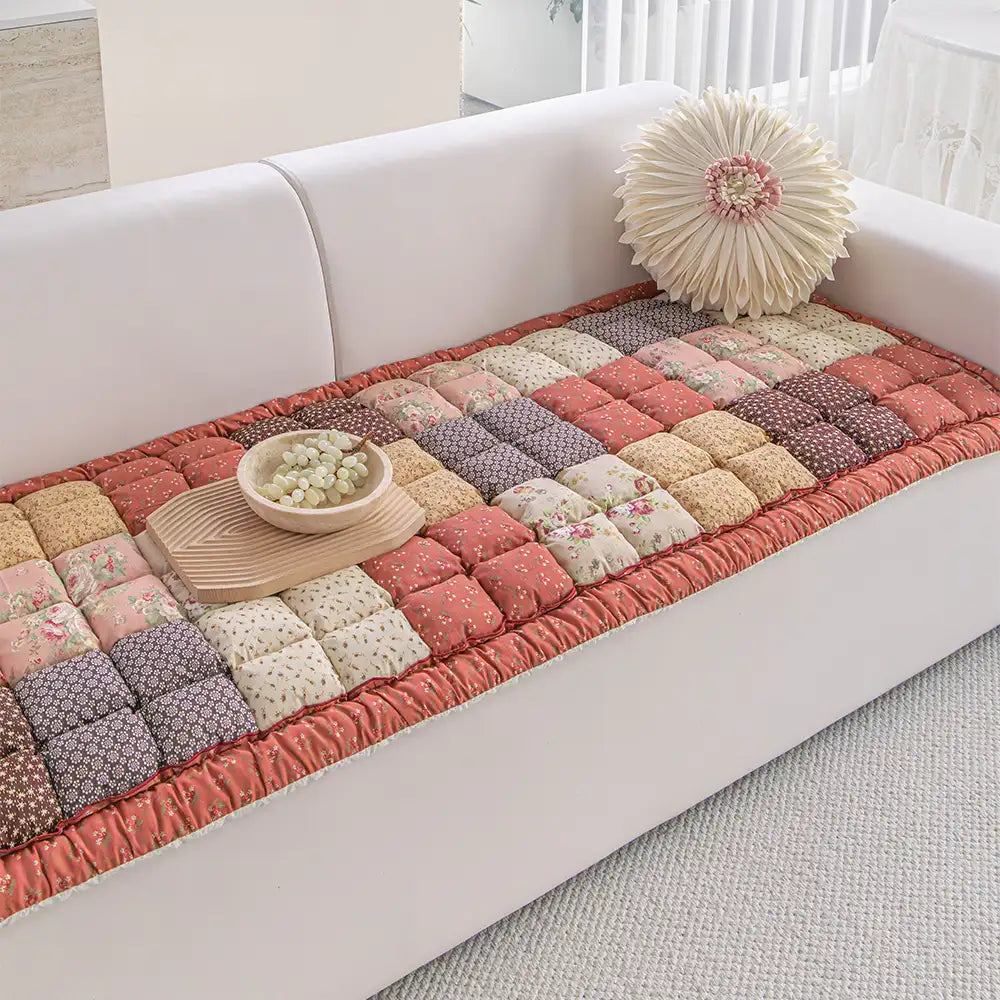 Quilted Floral Soft Pet Mat - Non-Slip Padded Sofa Cover
