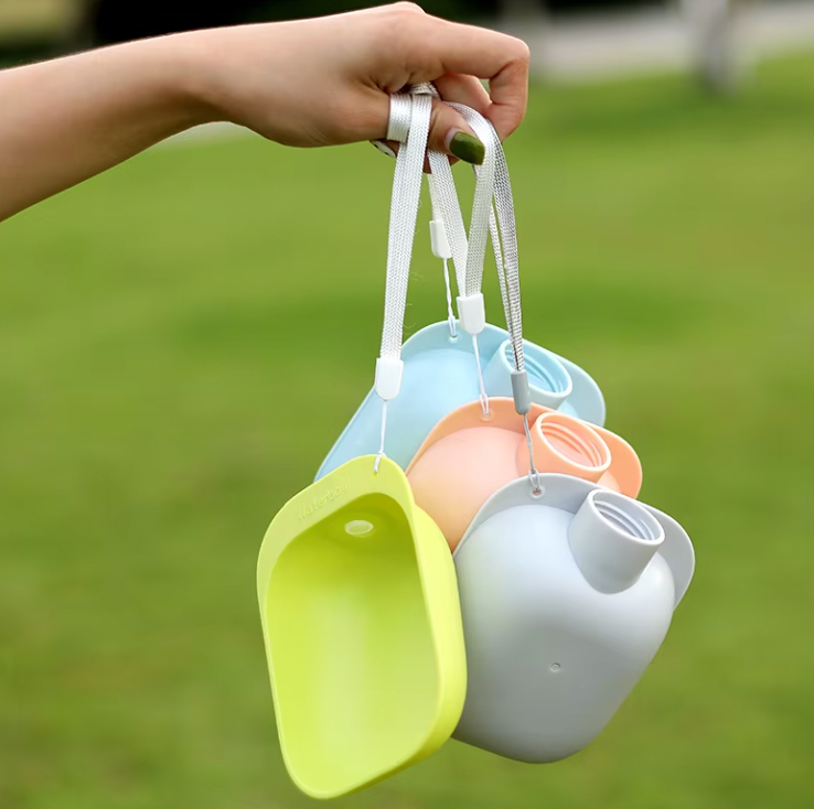 Portable Dog Water Bottle Cap Dispenser