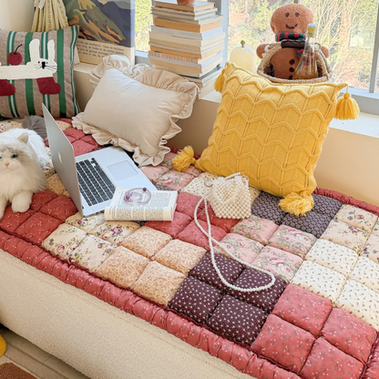 Quilted Floral Soft Pet Mat - Non-Slip Padded Sofa Cover