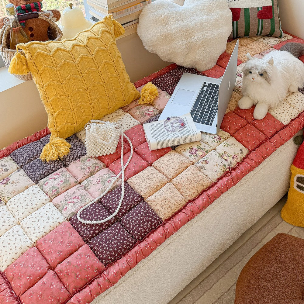 Quilted Floral Soft Pet Mat - Non-Slip Padded Sofa Cover